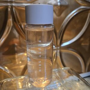 Fenty Beauty Clear and White Skincare Toner